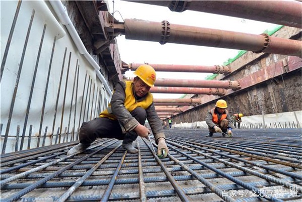 江蘇省"揚子江大道快速化改造項目"地下空間綜合管廊主體結(jié)構(gòu)基本完成