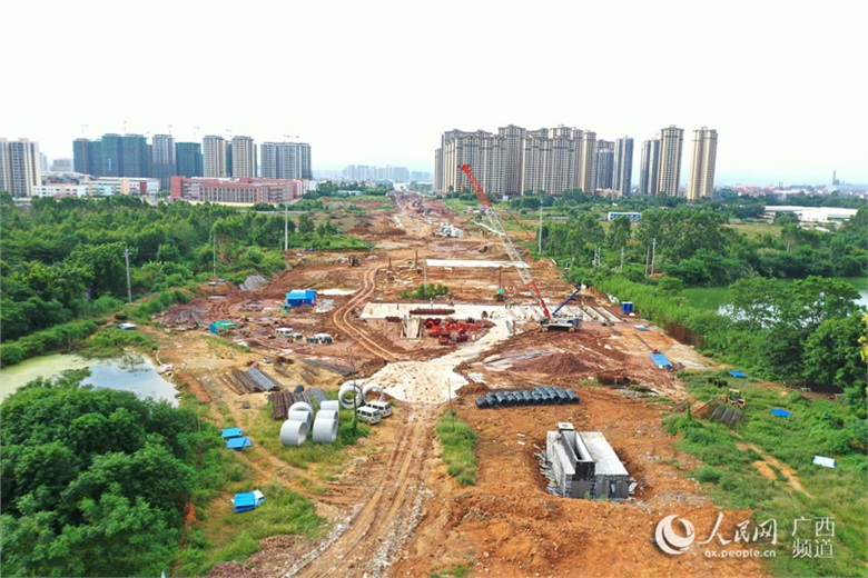 中國(guó)一冶貴港綜合管廊項(xiàng)目道路工程建設(shè)正式開始